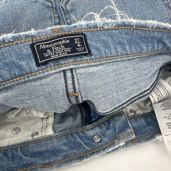 Abercrombie & Fitch Jeans Womens 4 / 27 Ultra High Rise Mom Jean Distressed - Picture 8 of 8